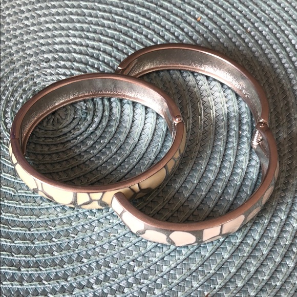 Express bracelets - Picture 2 of 2